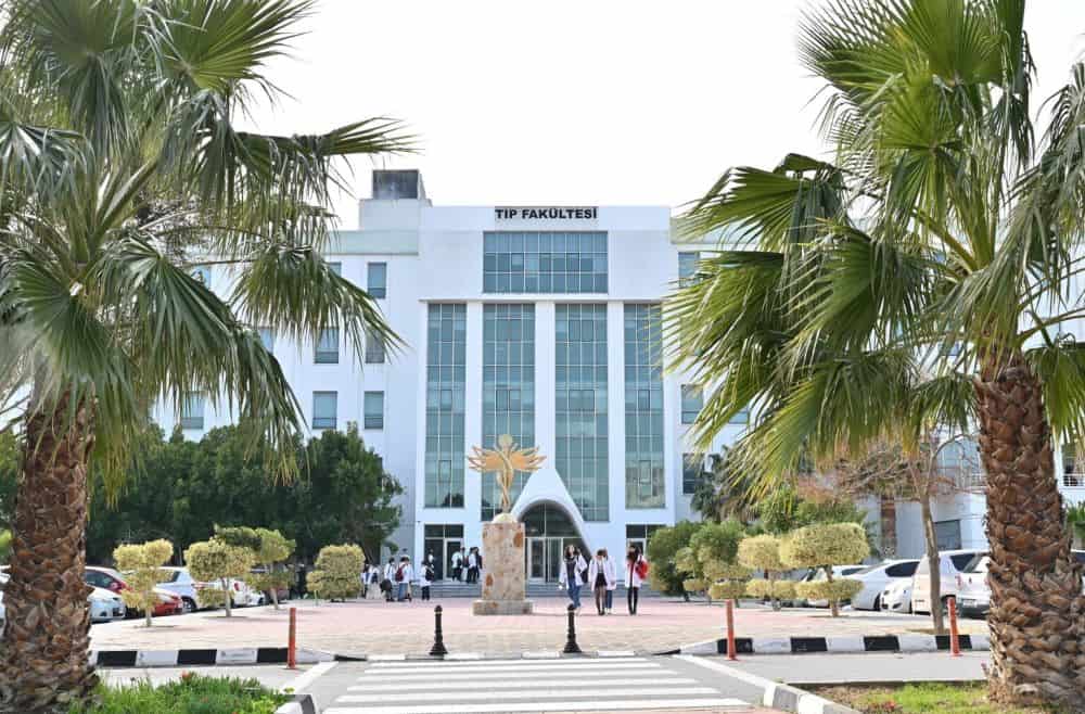 الدراسة في جامعة الشرق الأدنى