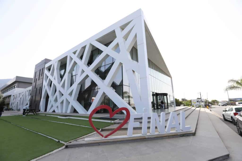 11 مورد از مهم ترین کالج های دانشگاه بین المللی فینال در قبرس شمالی