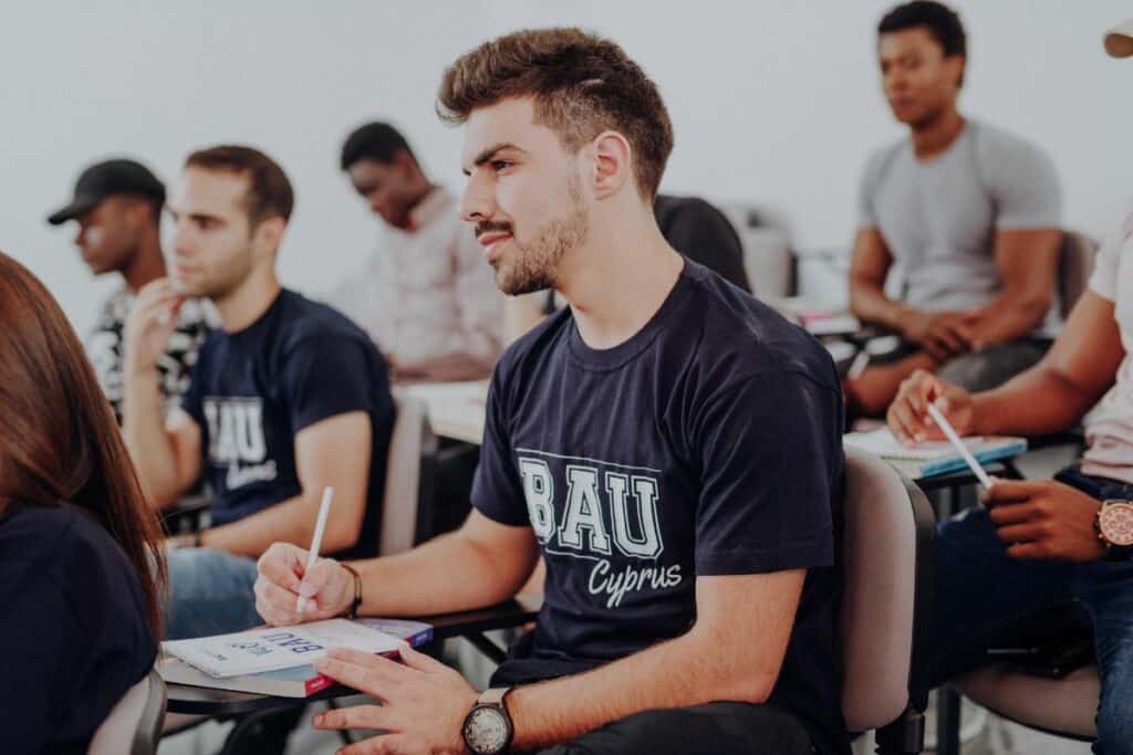 ترتيب جامعة بهجة شهير قبرص واعتماداتها الدولية